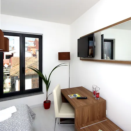 Pula City Center Accommodation - Breakfast Included 4*