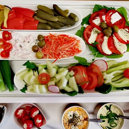 Center - Breakfast Included Pula