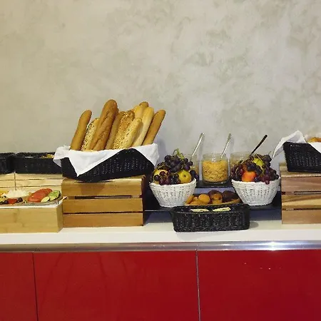 Bed and Breakfast Center With Free Parking Πούλα