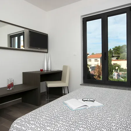 Center With Free Parking Bed and Breakfast