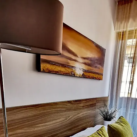 Bed & Breakfast Pula City Center Accommodation With Free Parking 4*