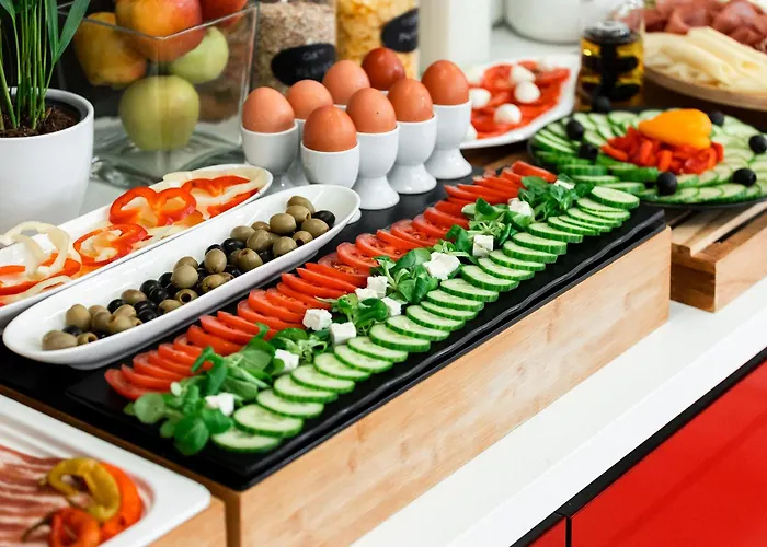 Center - Breakfast Included 4* بولا
