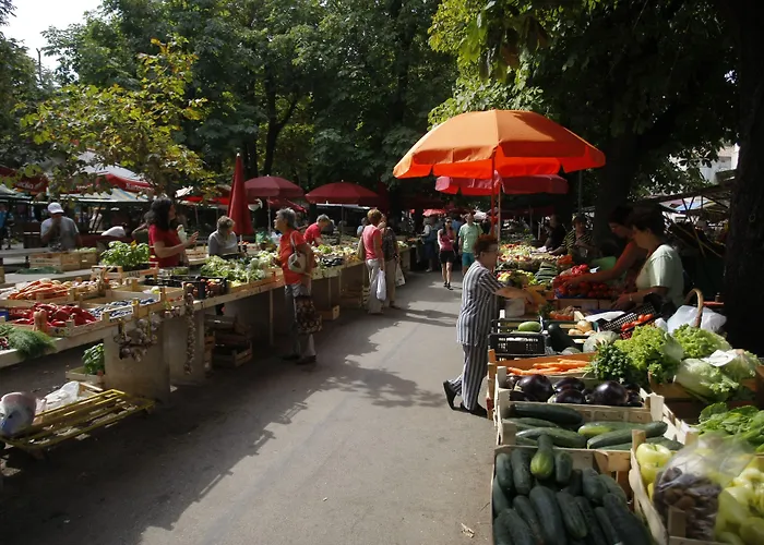 Nocleg ze śniadaniem Center - Breakfast Included 4*