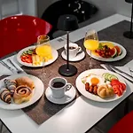 Bed & Breakfast Pula City Center Accommodation - Breakfast Included Pula