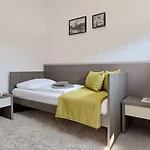 Pula City Center Accommodation - Breakfast Included 4*