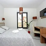 Pula City Center Accommodation - Breakfast Included Bed & Breakfast