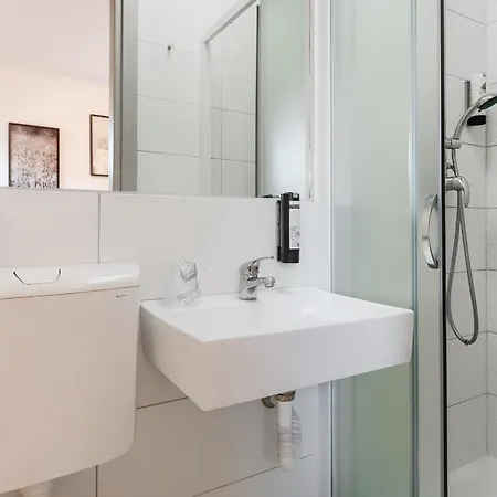 Bed & Breakfast - Pula City Center Accommodation 4*