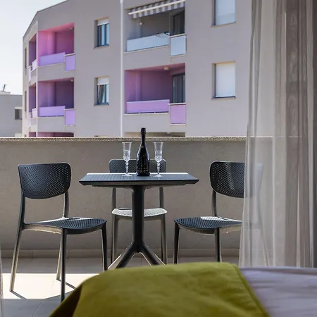 Frühstückspension Bed & Breakfast - Pula City Center Accommodation