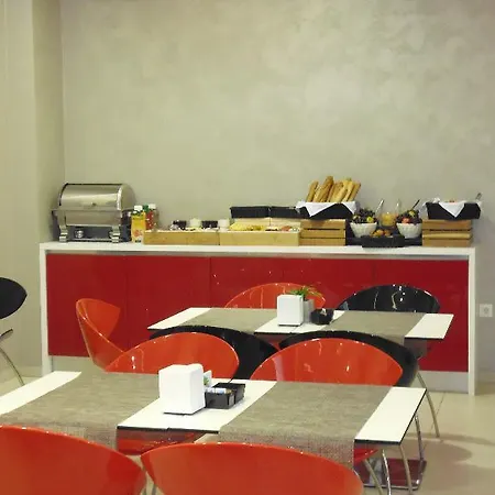 Bed & Breakfast Center With Free Parking
