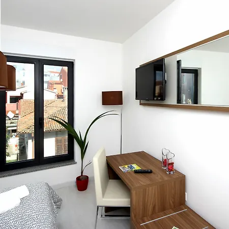 B&B Center With Free Parking 풀라