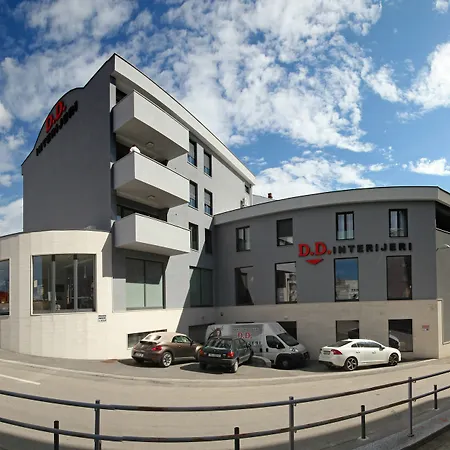 Center With Free Parking Pula