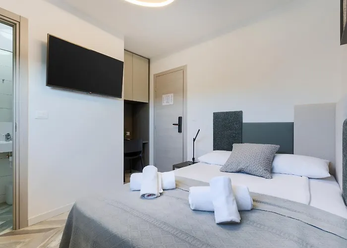 Pula City Center Accommodation - Breakfast Included Bed & Breakfast Pula