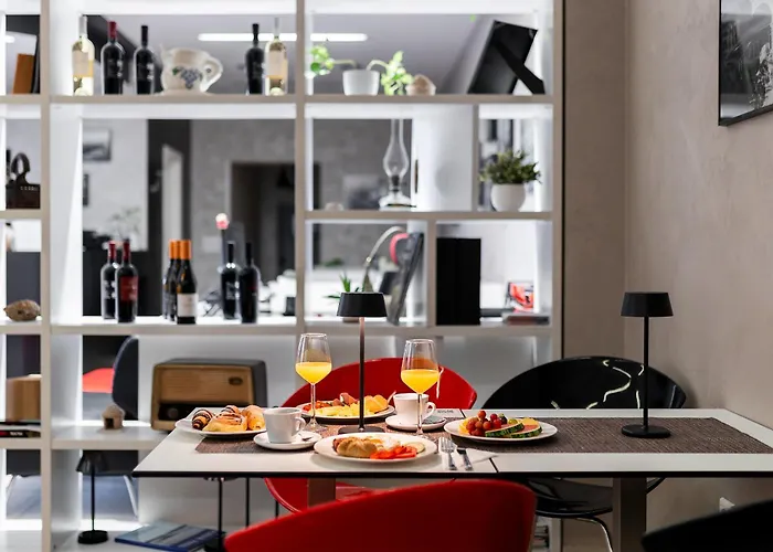 Pula City Center Accommodation - Breakfast Included