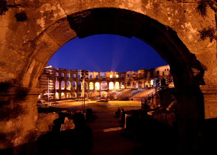 Bed & Breakfast Pula City Center Accommodation - Breakfast Included 4*