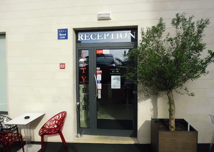 Pula City Center Accommodation - Breakfast Included 4* Pula