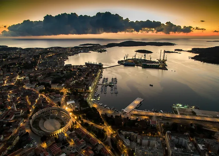 Pula City Center Accommodation - Breakfast Included Bed & Breakfast Pula