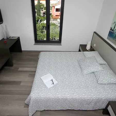 Center - Breakfast Included