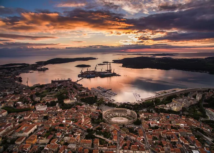 Center - Breakfast Included